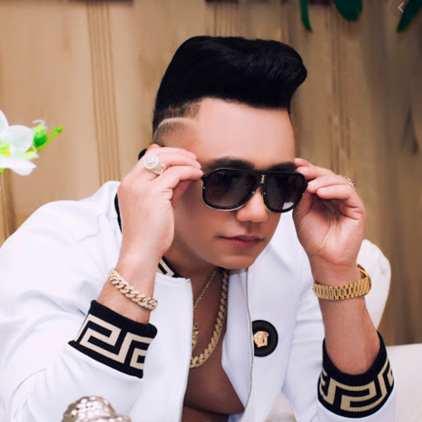 Canciones de Elvis Martinez