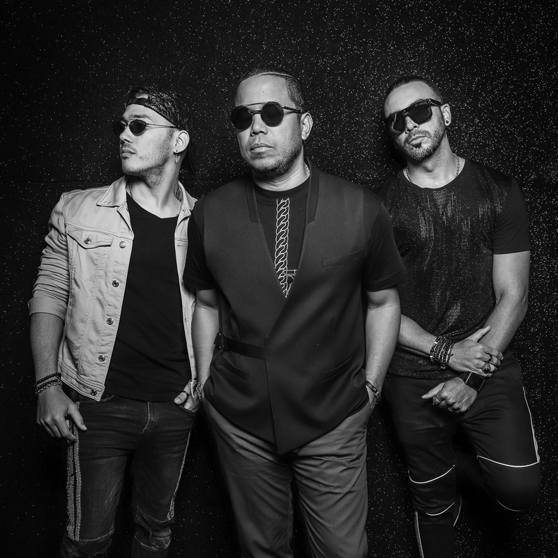 Canciones de Los Ilegales